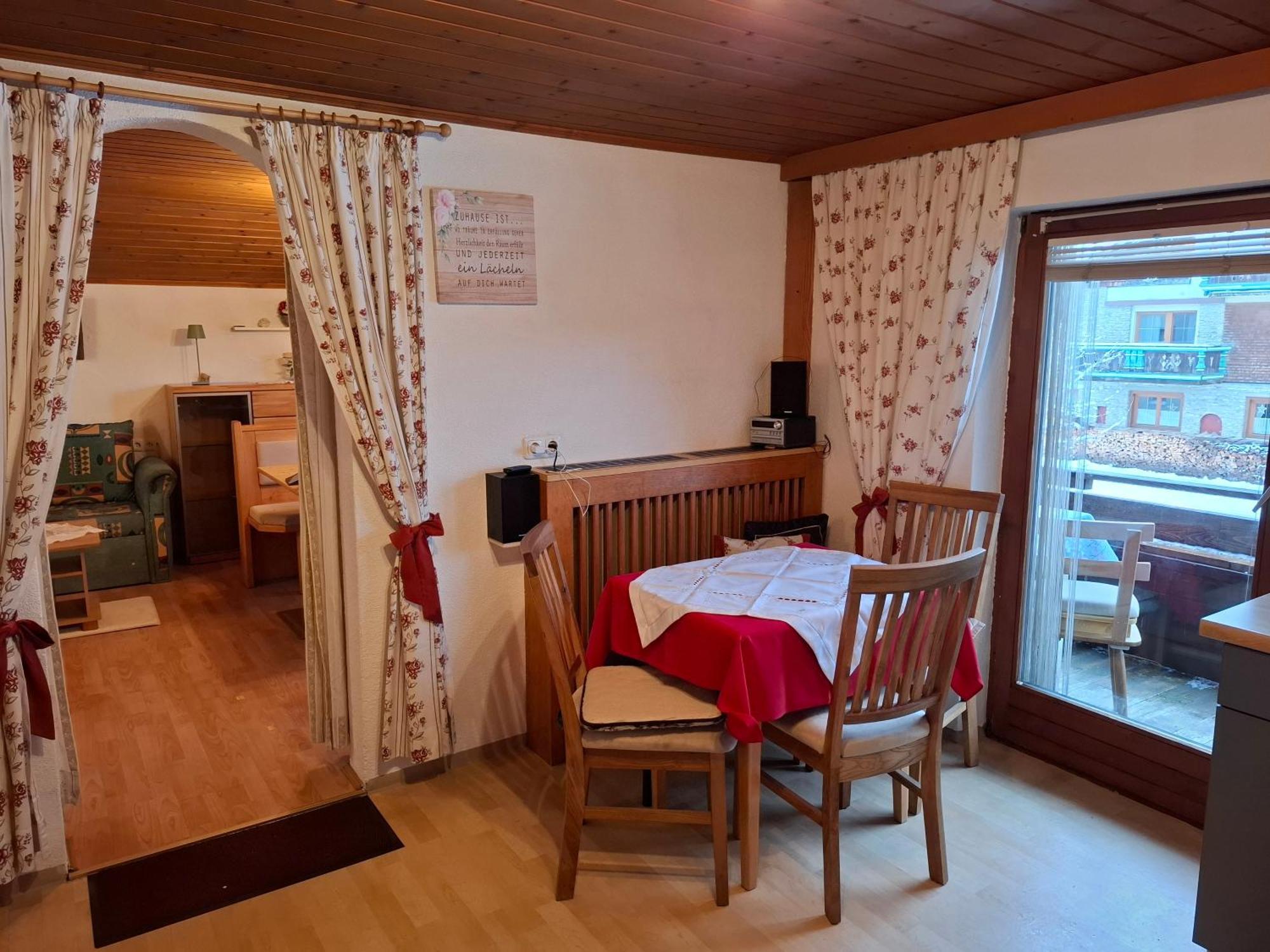 Ferienwohnung Zum Urfall -- Sommerbergbahnen Inklusive !!! Tannheim Exterior foto